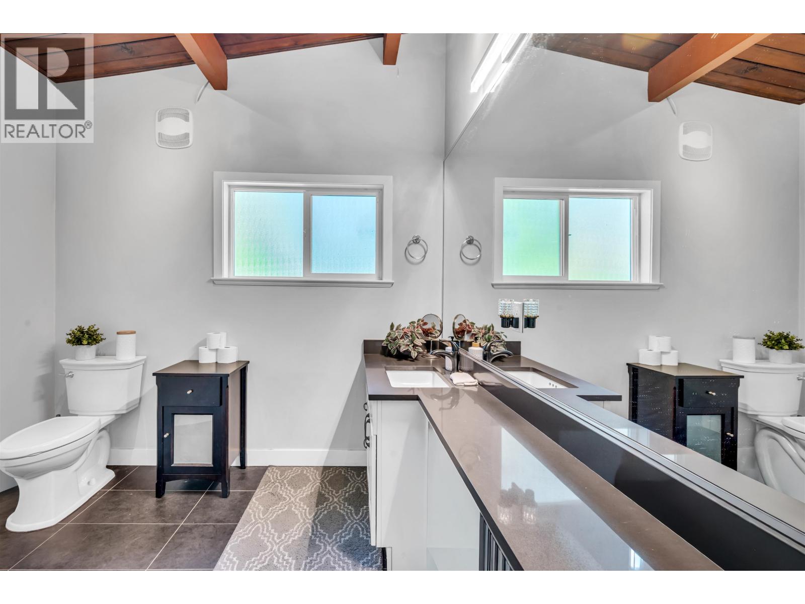 3091 Lazy A Street, Coquitlam, British Columbia  V3C 3N8 - Photo 10 - R3128689