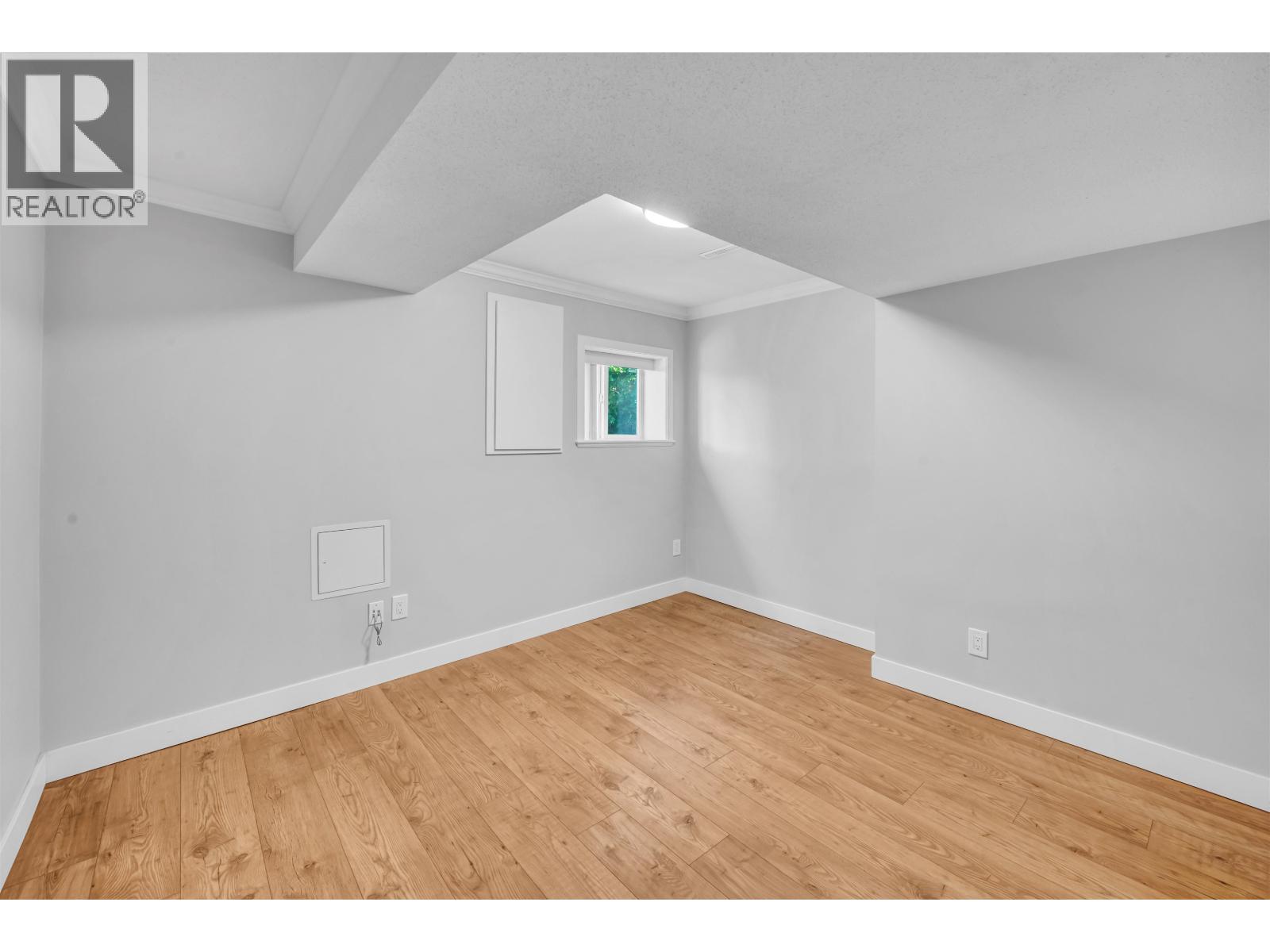 3091 Lazy A Street, Coquitlam, British Columbia  V3C 3N8 - Photo 18 - R3128689