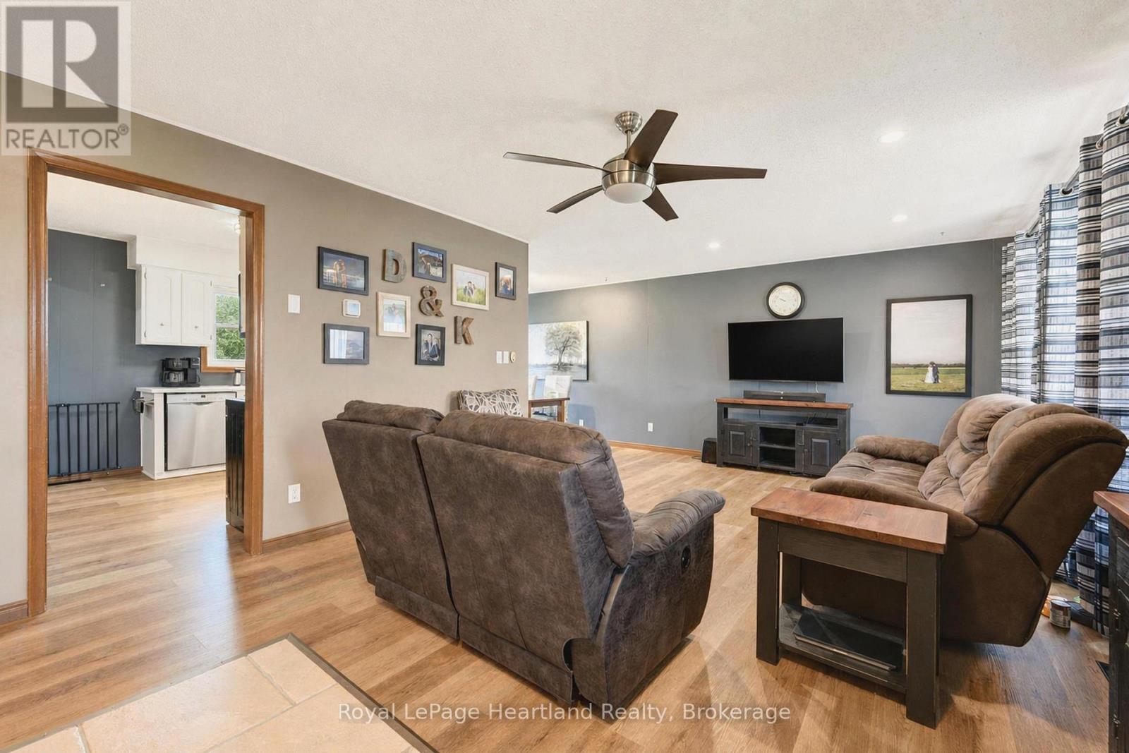 77292 London Road, Huron East, Ontario  N0M 1L0 - Photo 3 - X13204124