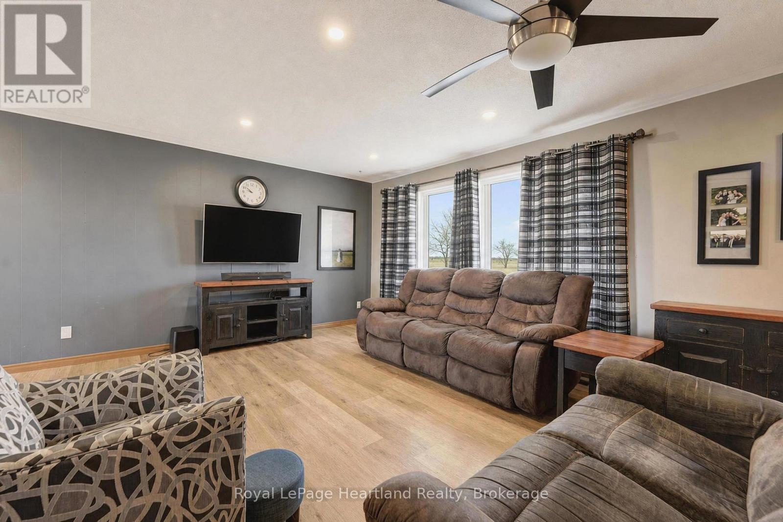 77292 London Road, Huron East, Ontario  N0M 1L0 - Photo 5 - X13204124