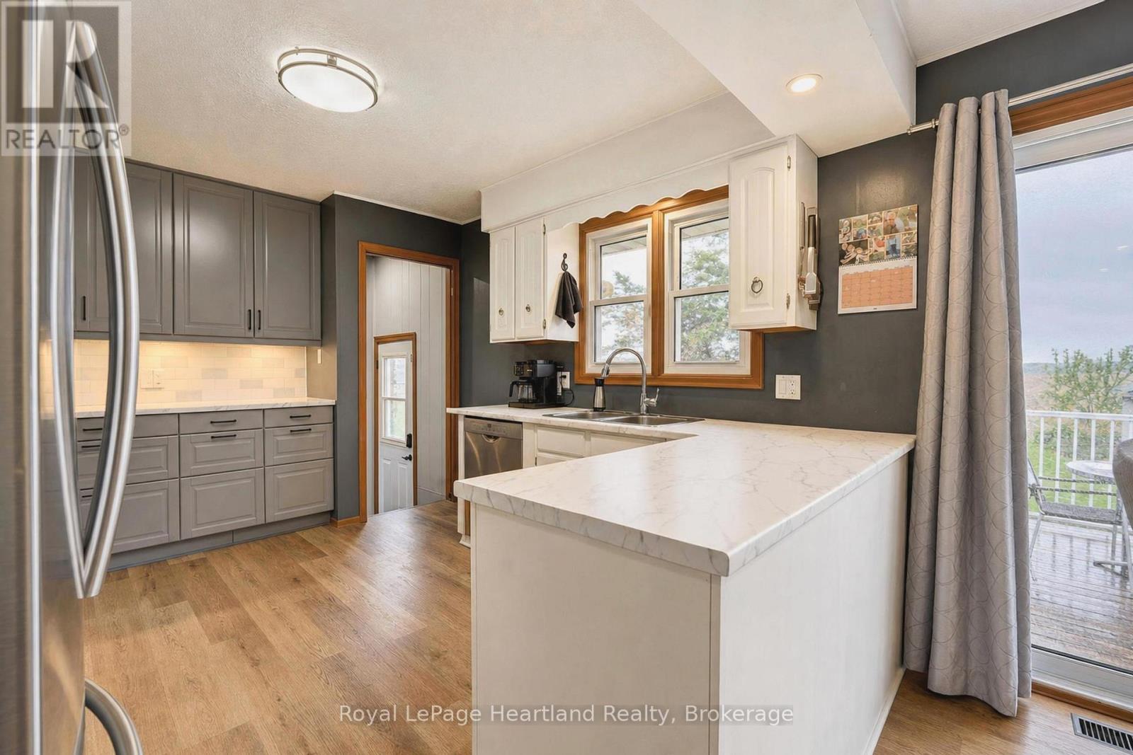 77292 London Road, Huron East, Ontario  N0M 1L0 - Photo 9 - X13204124