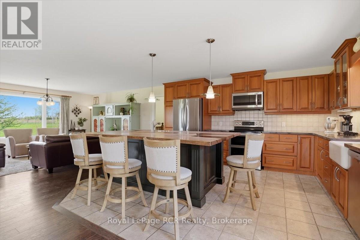 7071 Third Line, Centre Wellington, Ontario  N0G 1A0 - Photo 10 - X13204452