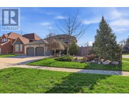 4 BREWSTER PLACE, cambridge, Ontario