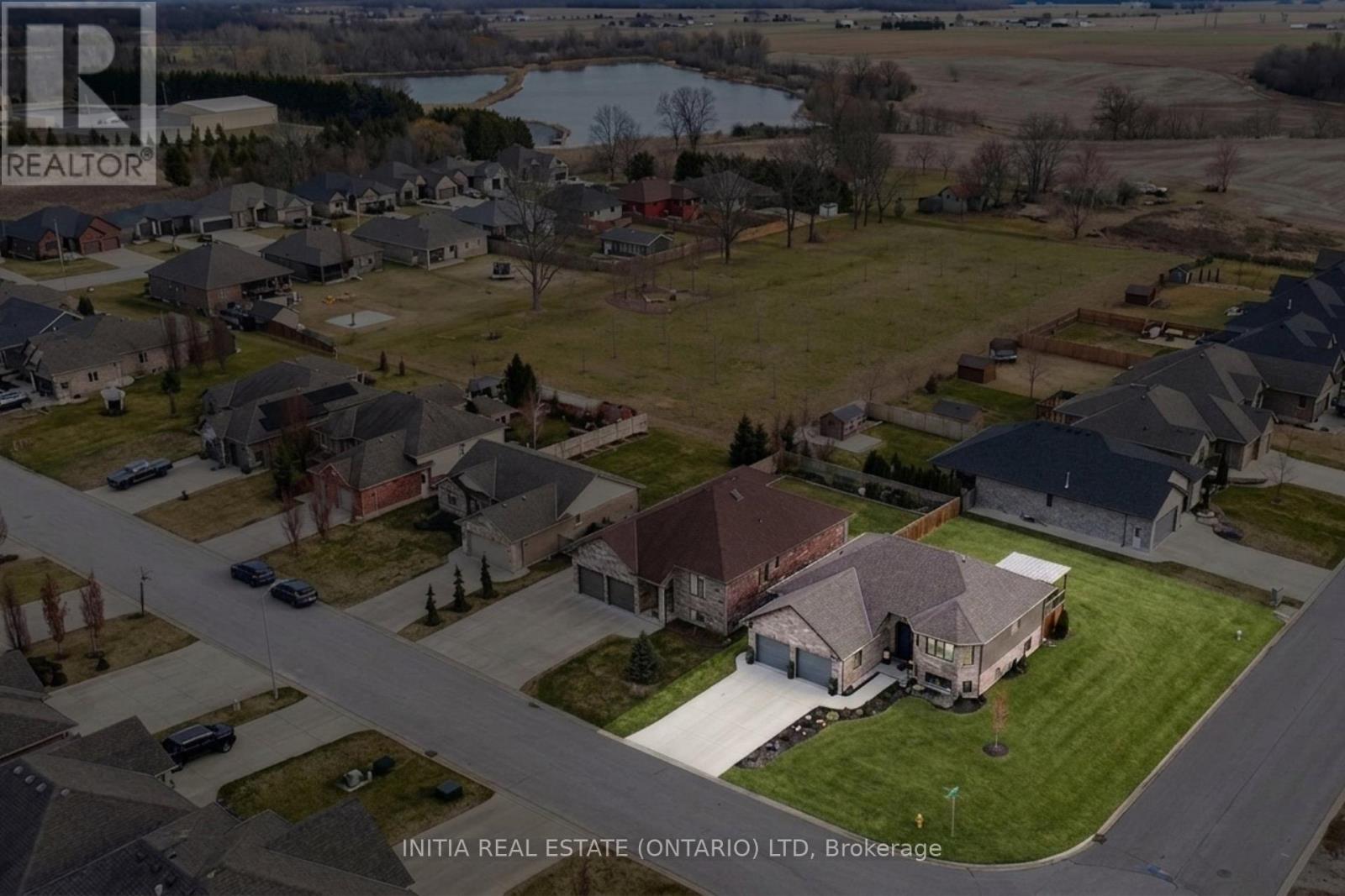 4011 Englehart Drive, Petrolia, Ontario  N0N 1R0 - Photo 5 - X13205076