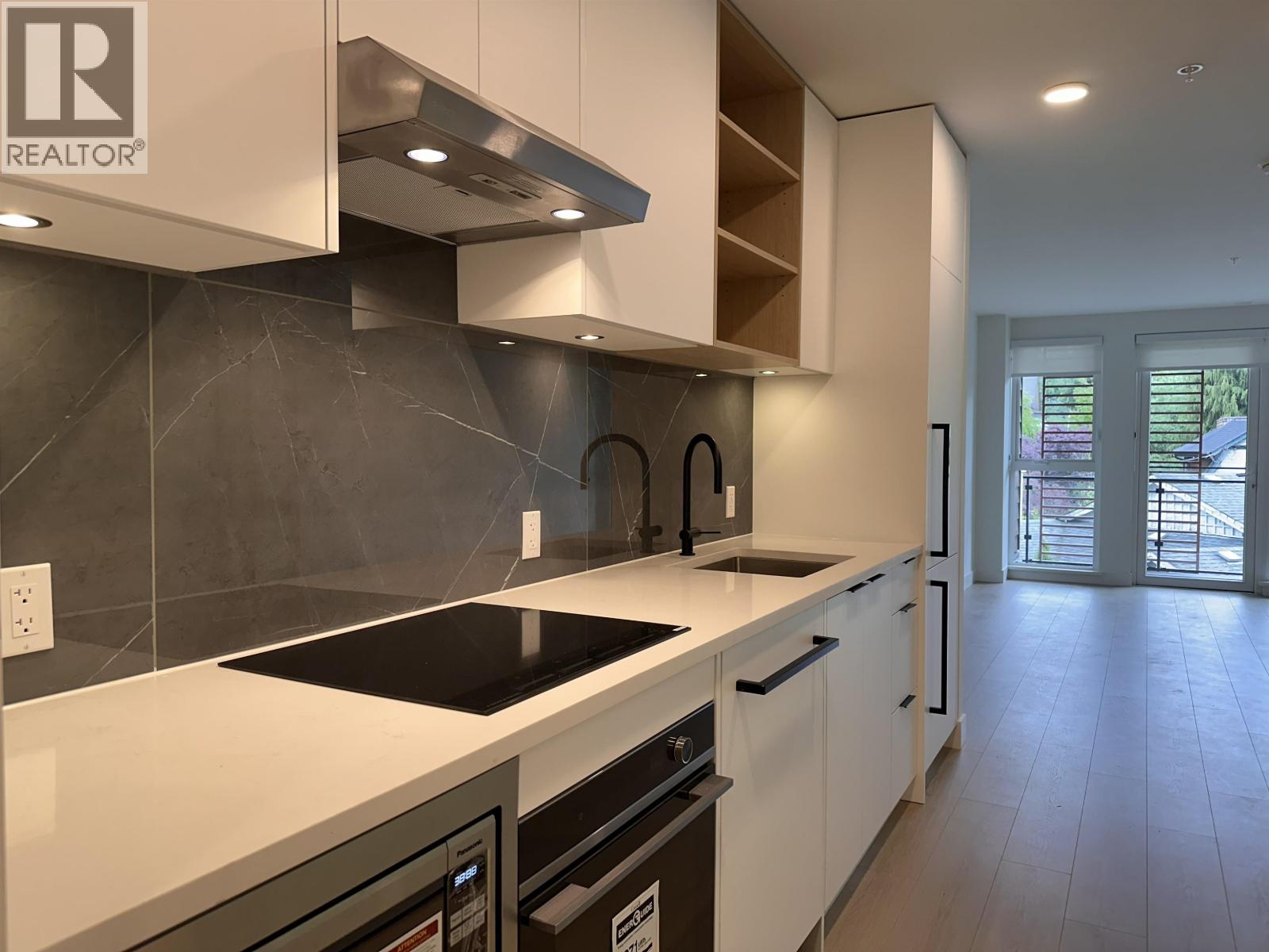 420 422 E 3rd Street, North Vancouver, British Columbia  V7L 0K1 - Photo 8 - R3128852