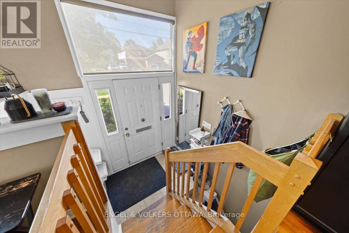 1712 St. Barbara Street, Ottawa, Ontario K1T 1M2 - Photo 3 - X13204532