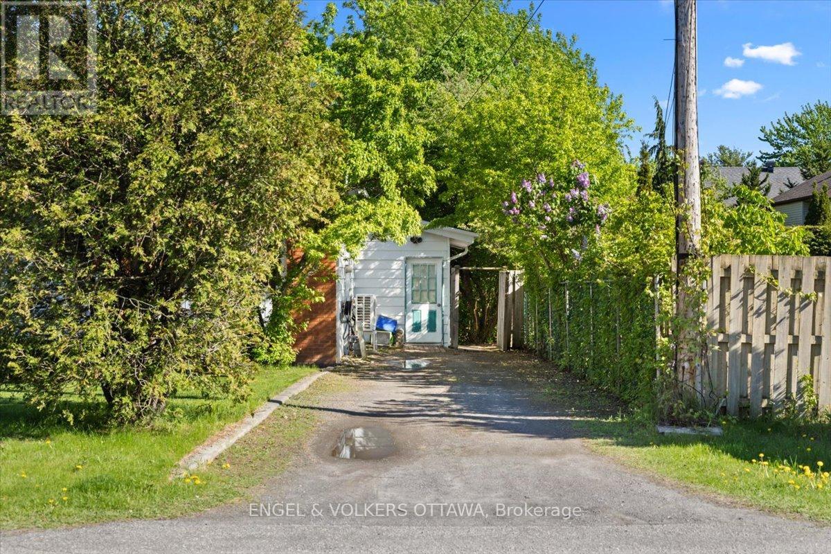 1712 St. Barbara Street, Ottawa, Ontario K1T 1M2 - Photo 39 - X13204532