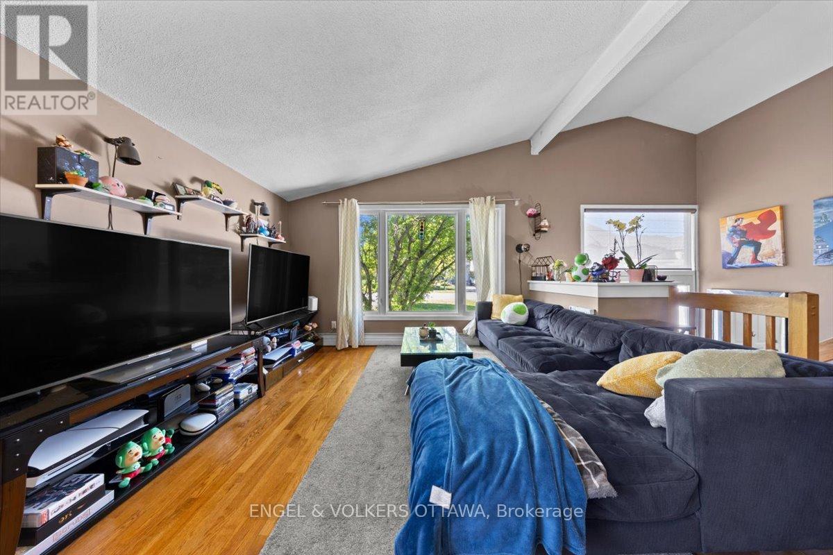 1712 St. Barbara Street, Ottawa, Ontario K1T 1M2 - Photo 6 - X13204532
