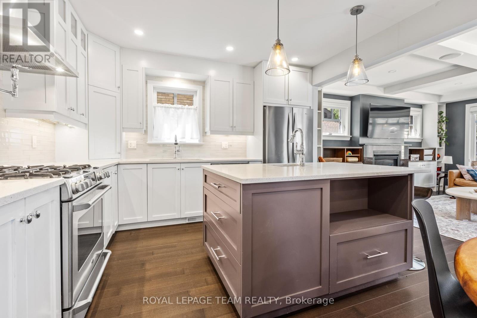 87 Helena Street, Ottawa, Ontario K1Y 3M9 - Photo 12 - X13205004
