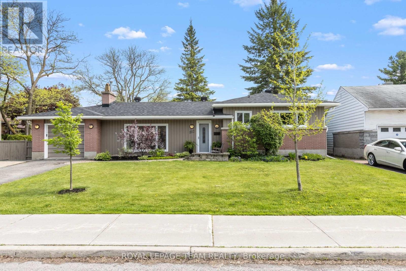 1812 KERR AVENUE, Ottawa, Ontario