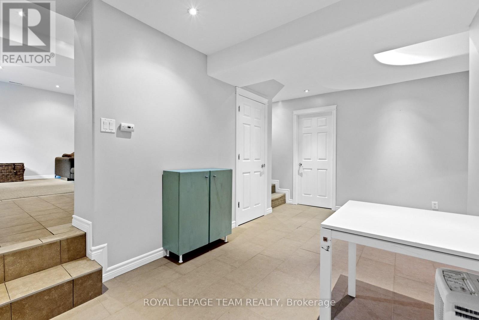 1812 Kerr Avenue, Ottawa, Ontario  K2A 1J3 - Photo 30 - X13205286