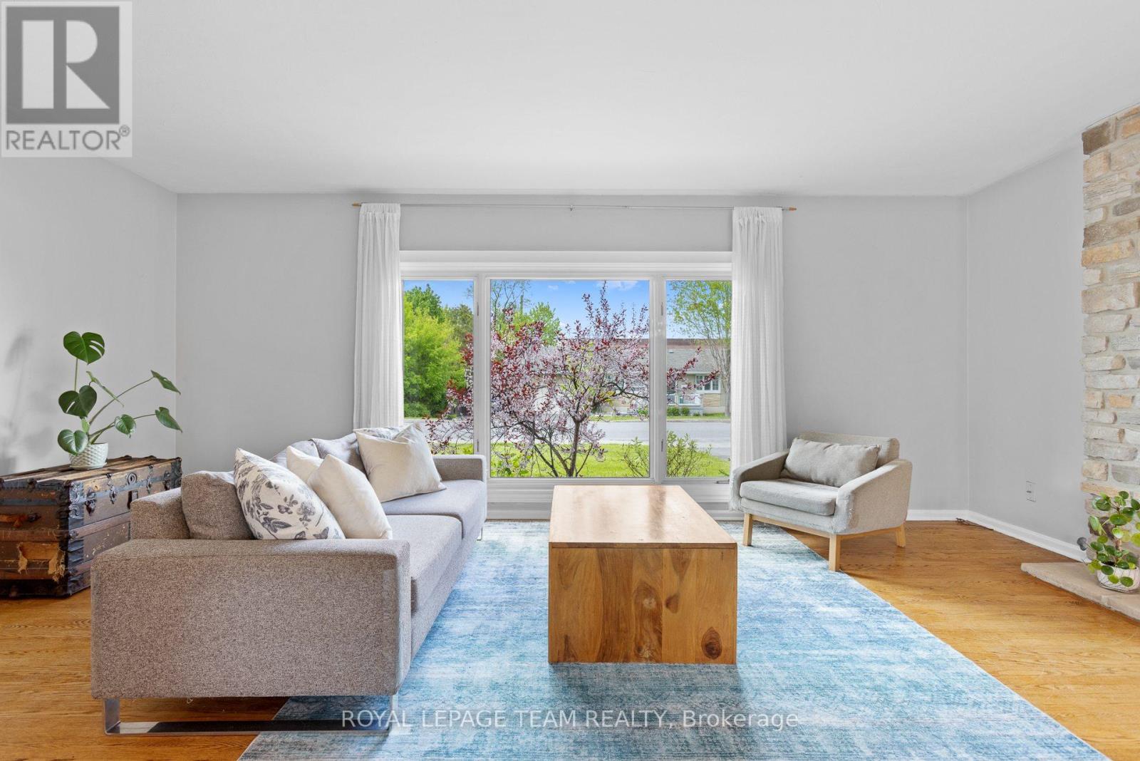 1812 Kerr Avenue, Ottawa, Ontario  K2A 1J3 - Photo 8 - X13205286