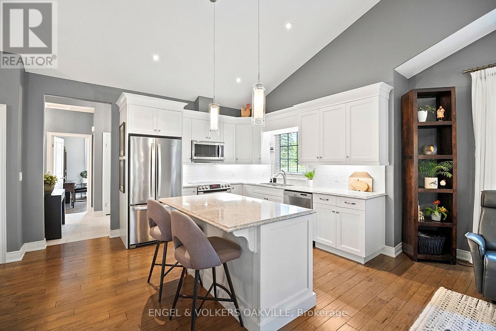 2 Sawmill Lane, Niagara-On-The-Lake, Ontario  L0S 1J1 - Photo 13 - X13204826