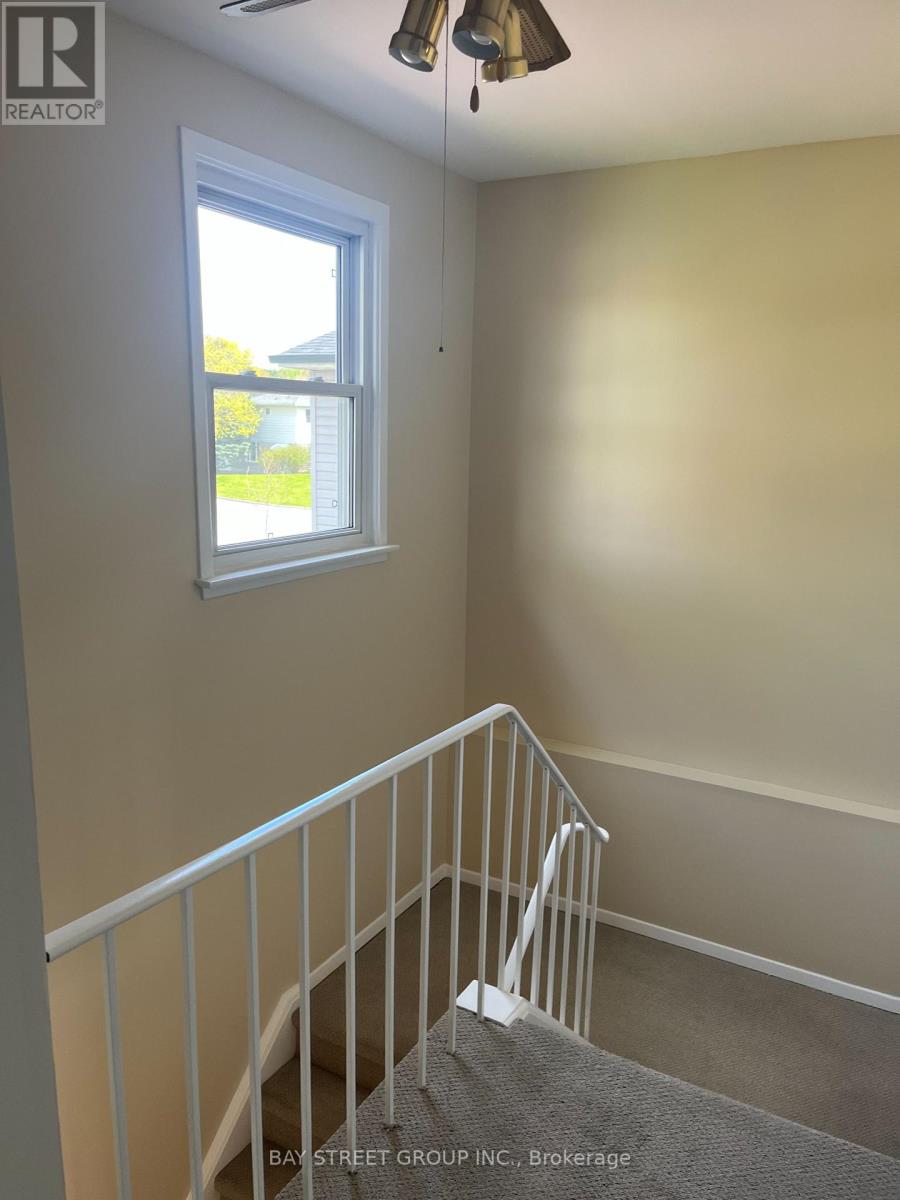 296 Killdeer Street E, Oshawa, Ontario  L1G 6X3 - Photo 18 - E13120570