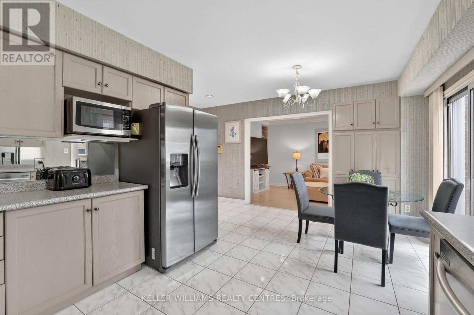 591 Plantation Gate, Newmarket, Ontario  L3X 2C2 - Photo 18 - N13061448