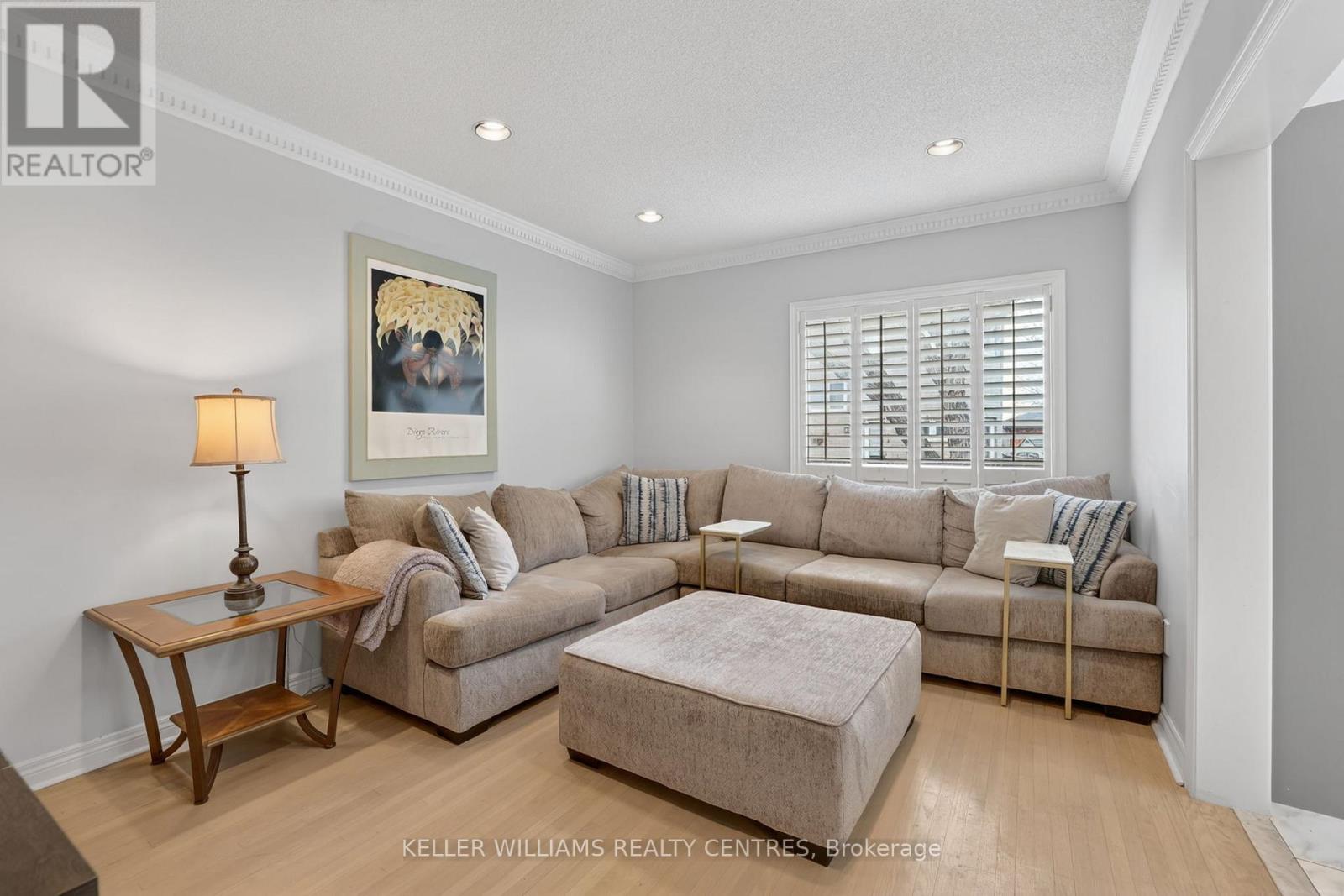 591 Plantation Gate, Newmarket, Ontario  L3X 2C2 - Photo 5 - N13061448