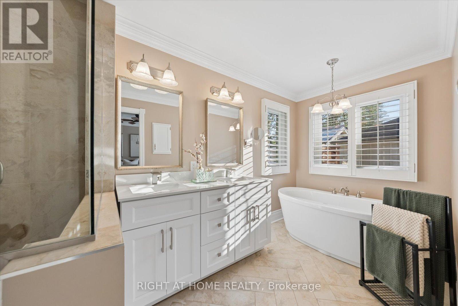 33 Wellington Heights Court, Aurora, Ontario  L4G 5C9 - Photo 18 - N13187866