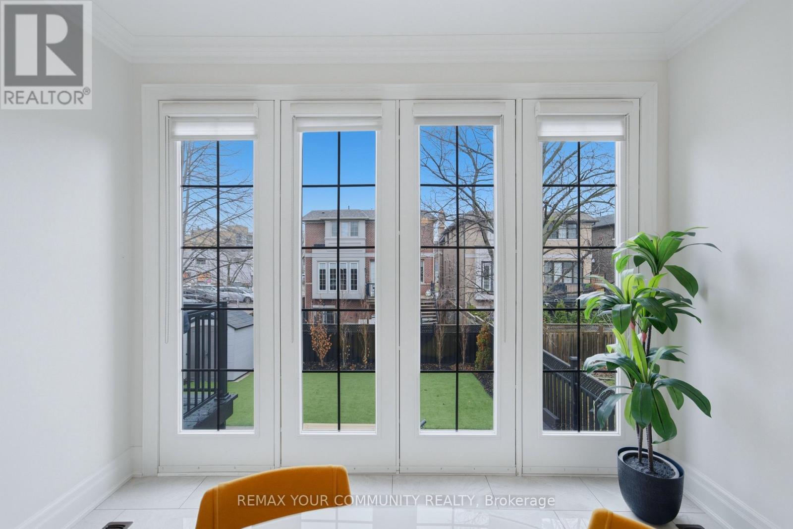 116 Frontenac Avenue, Toronto, Ontario  M5N 1Z8 - Photo 18 - C13204250