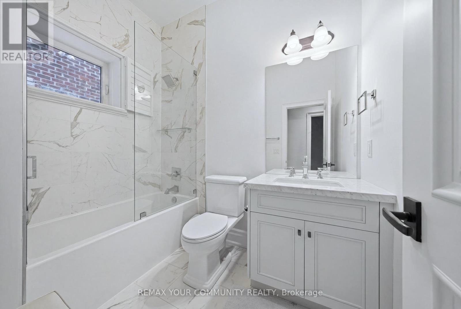 116 Frontenac Avenue, Toronto, Ontario  M5N 1Z8 - Photo 45 - C13204250