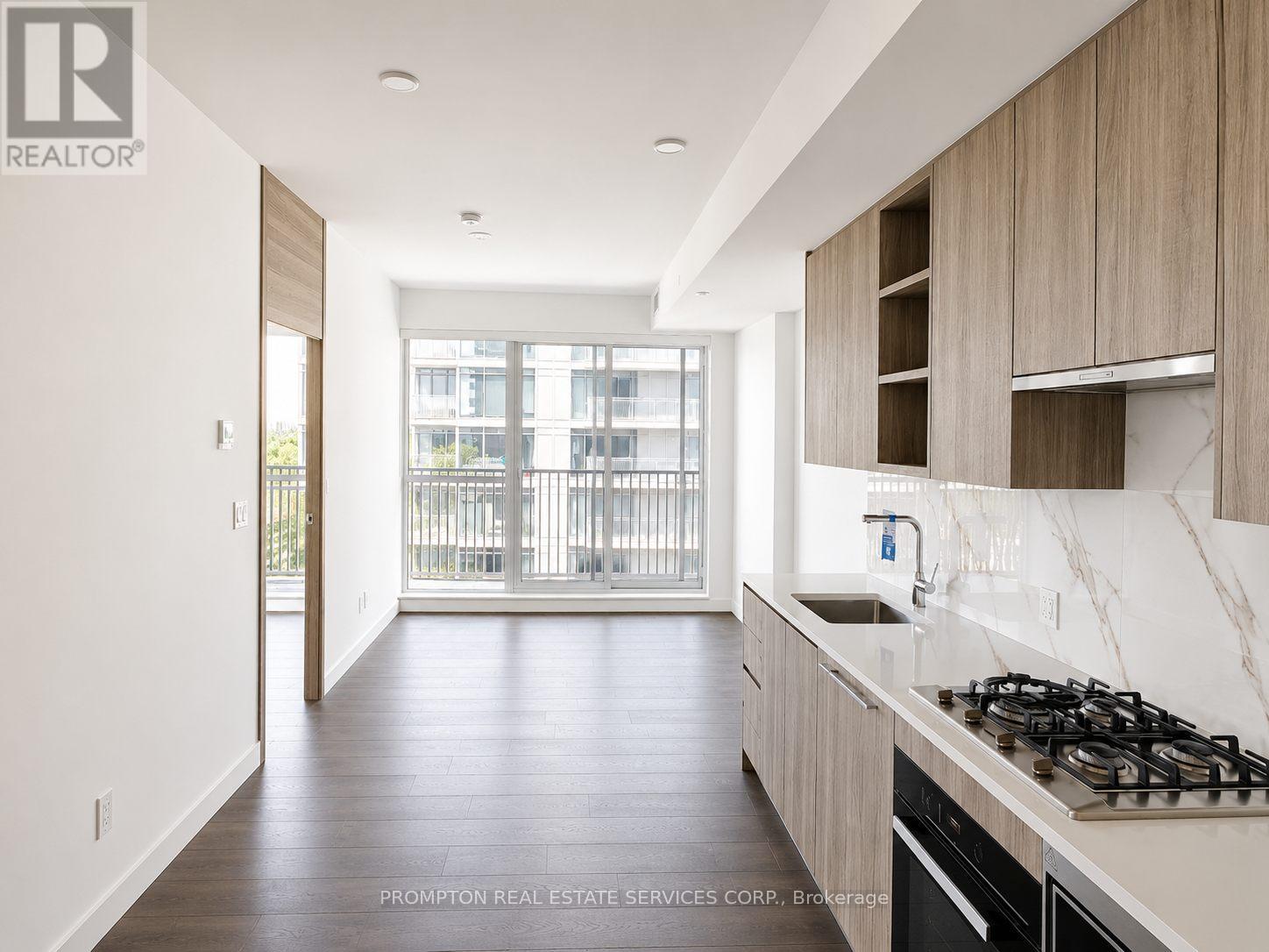 1811 - 68 Esther Shiner Boulevard, Toronto, Ontario  M2K 0J6 - Photo 4 - C13204326