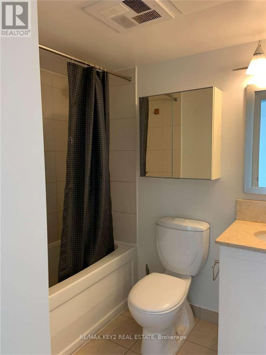 2307 - 2181 Yonge Street, Toronto, Ontario  M4S 2B1 - Photo 9 - C13204372