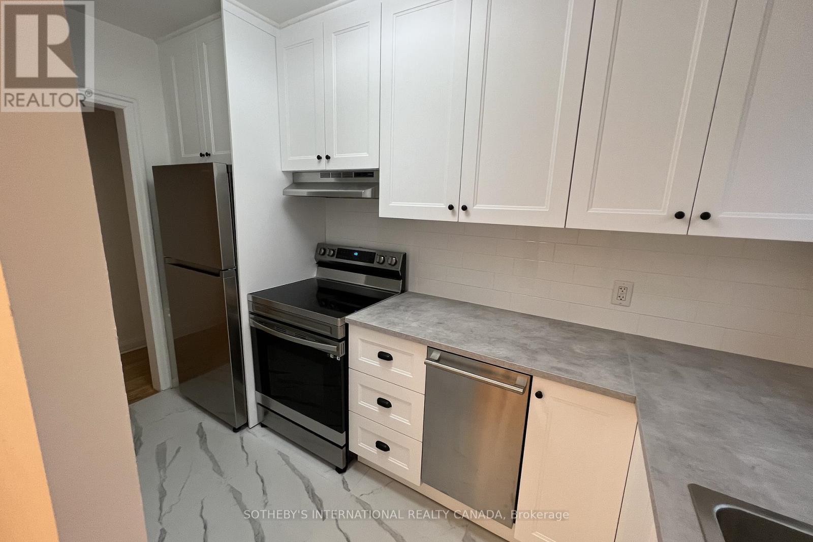 Upper - 126 Braemar Avenue, Toronto, Ontario  M5P 2L4 - Photo 13 - C13204380