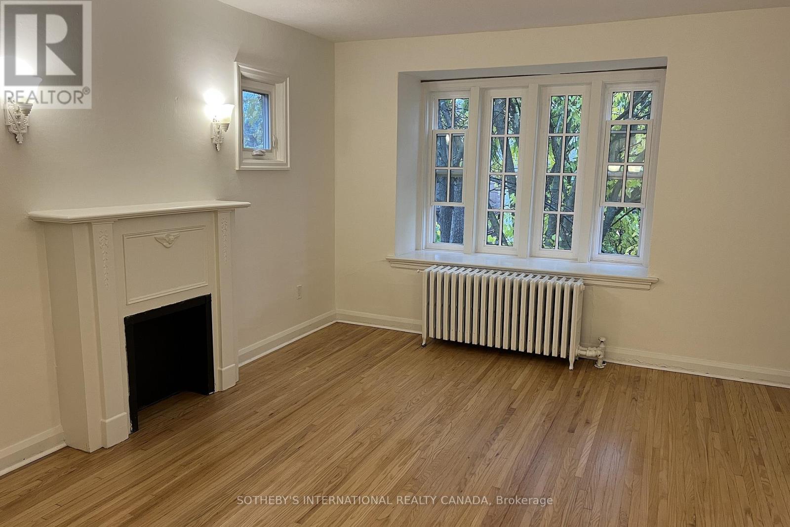 Upper - 126 Braemar Avenue, Toronto, Ontario  M5P 2L4 - Photo 7 - C13204380
