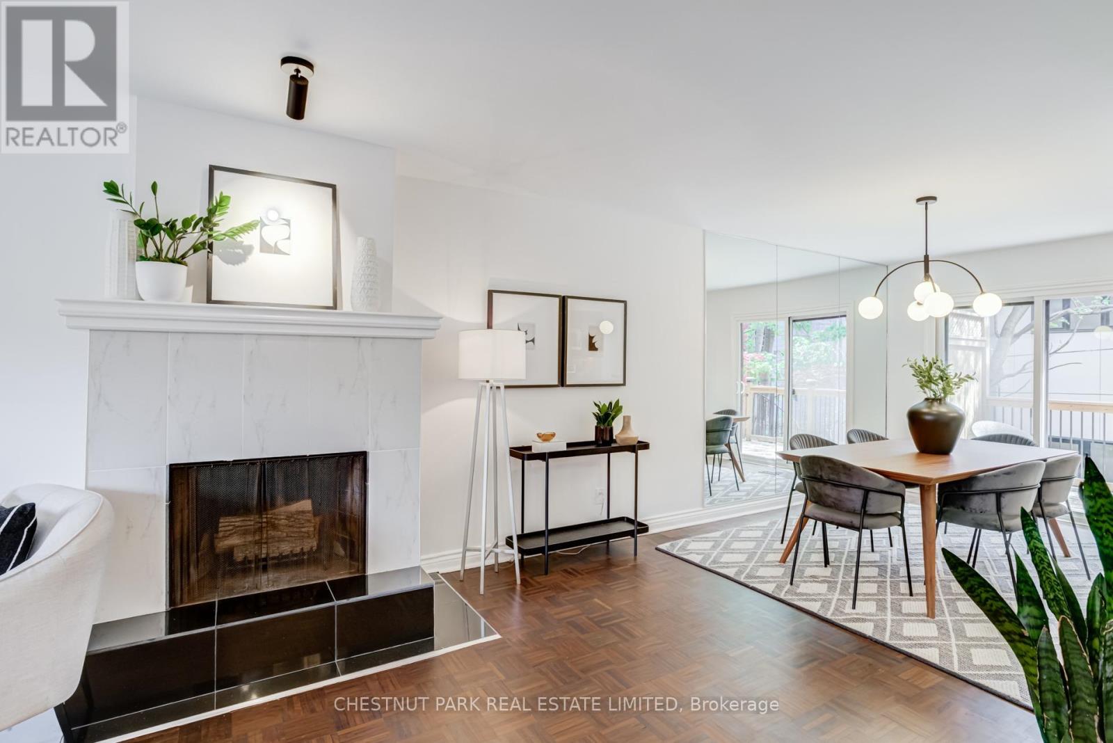 9 - 41 Spruce Street, Toronto, Ontario  M5A 2H8 - Photo 4 - C13205110