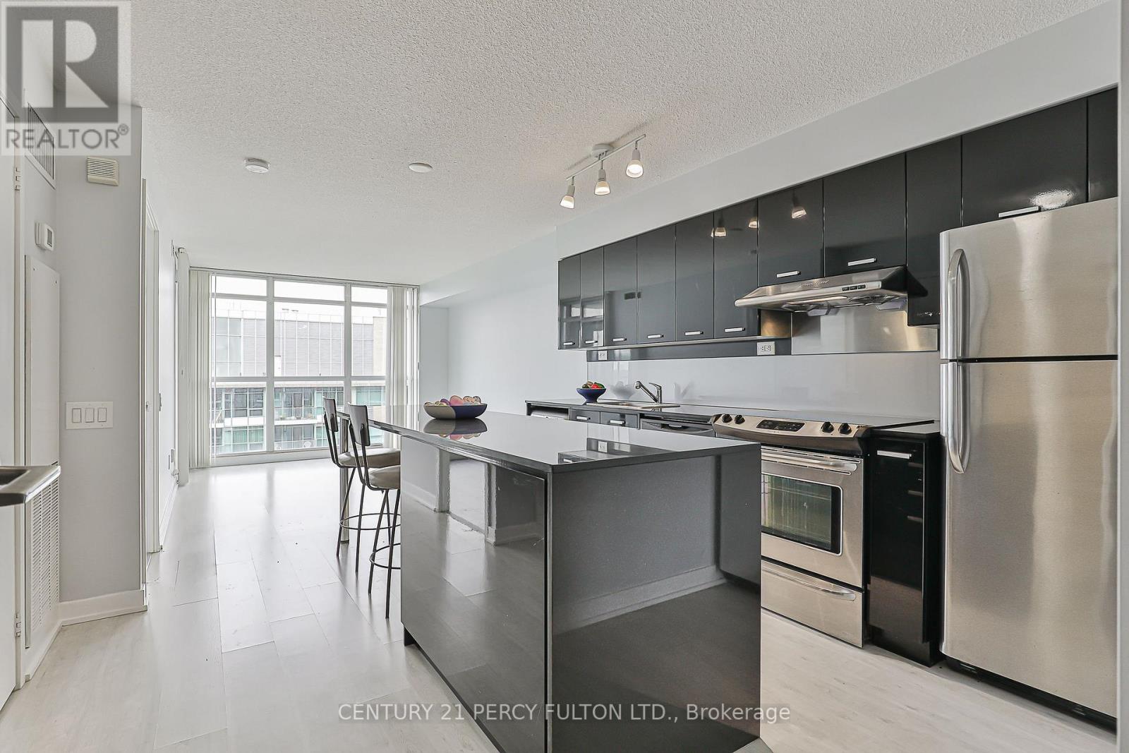 1612 - 19 Singer Court, Toronto, Ontario  M2K 0B2 - Photo 3 - C13205256