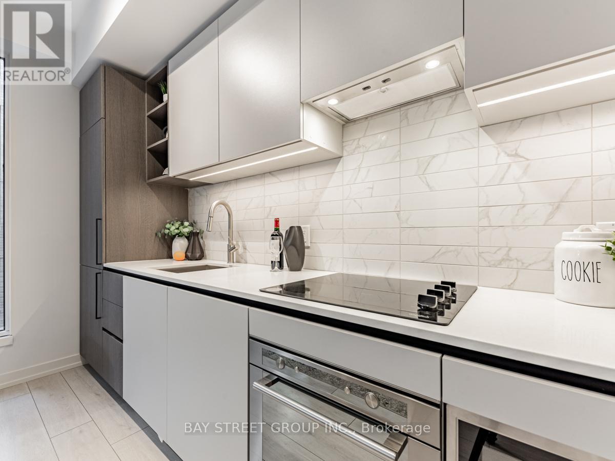 312 - 55 MERCER STREET, Toronto, Ontario