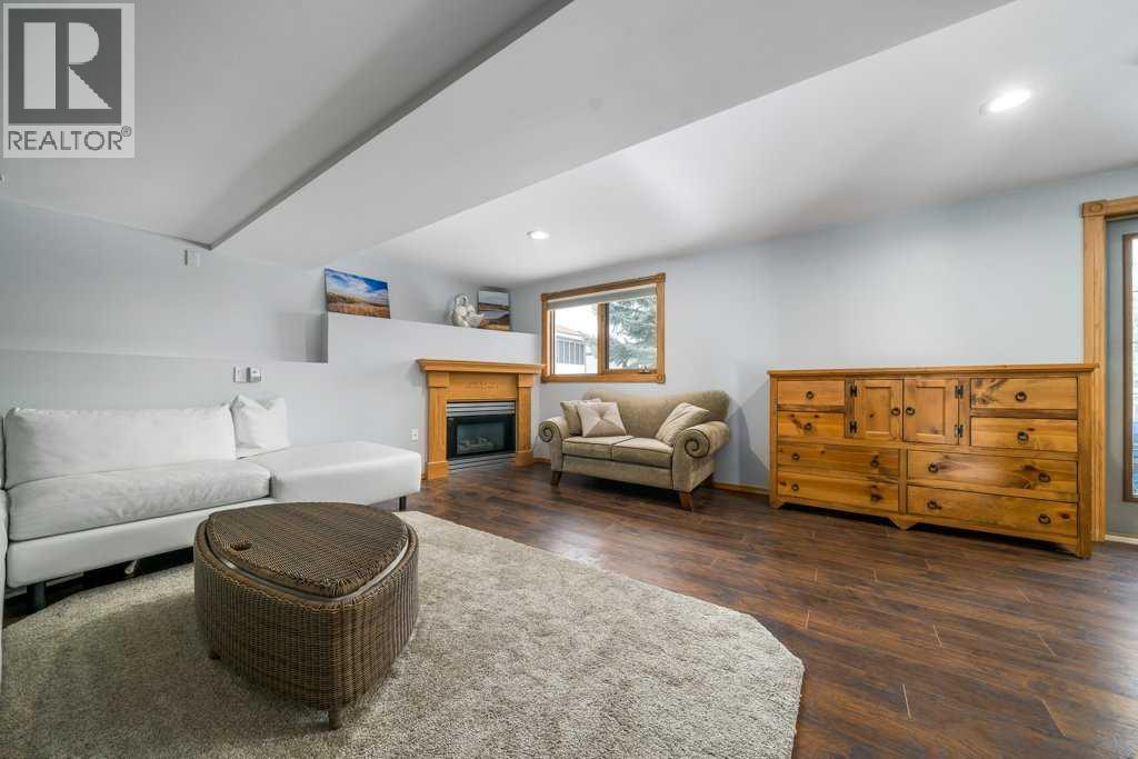 87 Park Meadows Lane SE, Medicine Hat, Alberta  T1B 4E3 - Photo 22 - A2289297