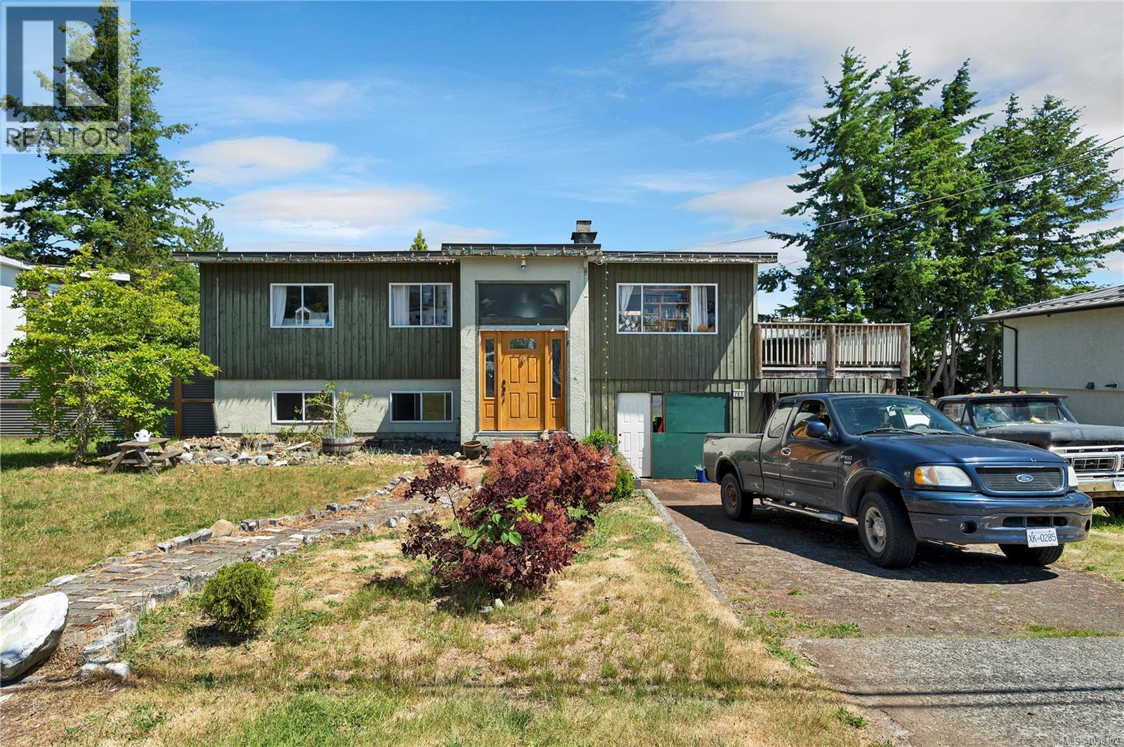 763 Upland Dr, Campbell River, British Columbia