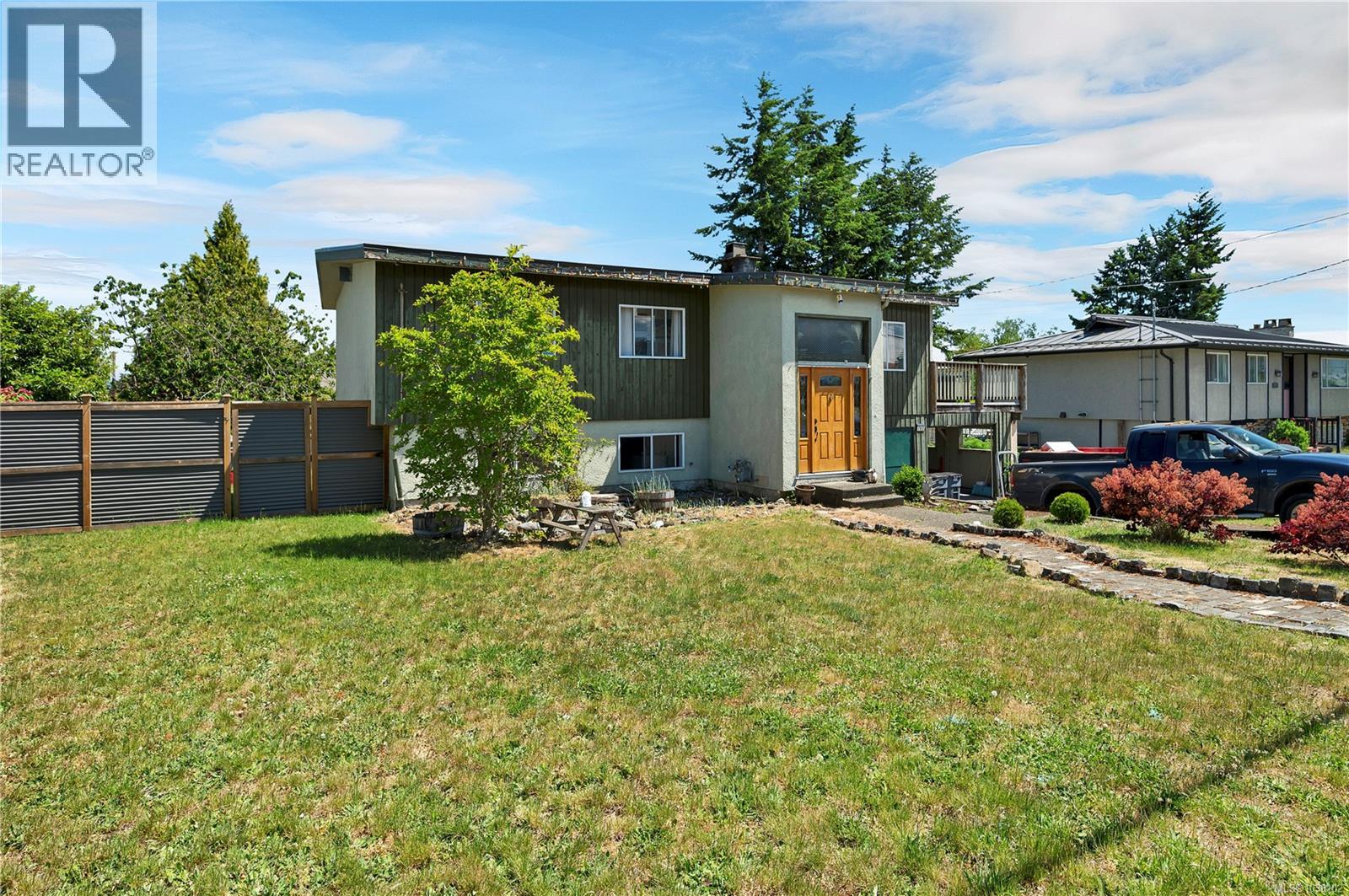 763 Upland Dr, Campbell River, British Columbia  V9W 2A8 - Photo 2 - 1038102