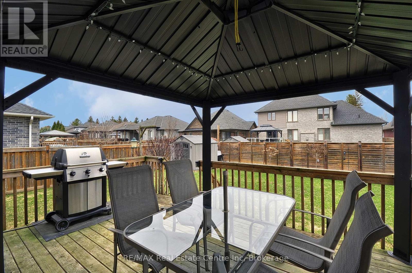 82 Curtis Street S, East Zorra-Tavistock, Ontario  N0J 1M0 - Photo 11 - X13013040