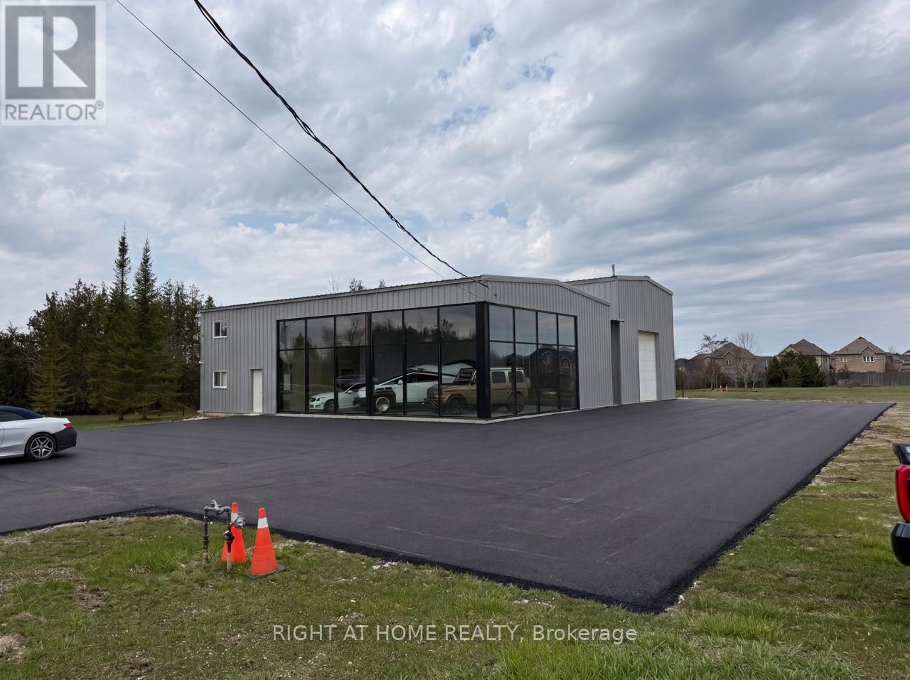 4988 BASELINE ROAD, Georgina, Ontario