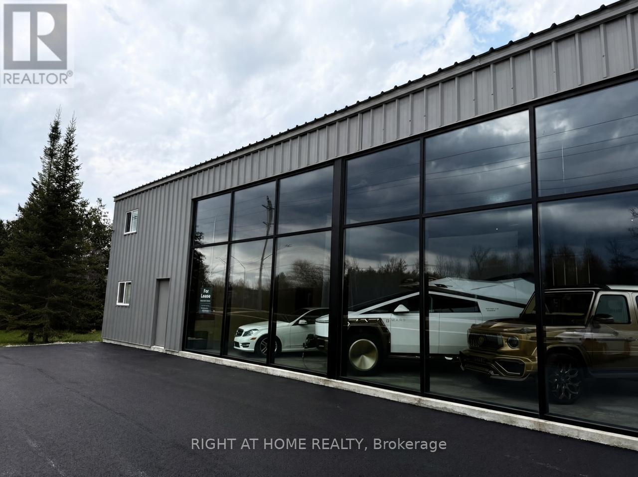 4988 Baseline Road, Georgina, Ontario  L0E 1R0 - Photo 2 - N13204624