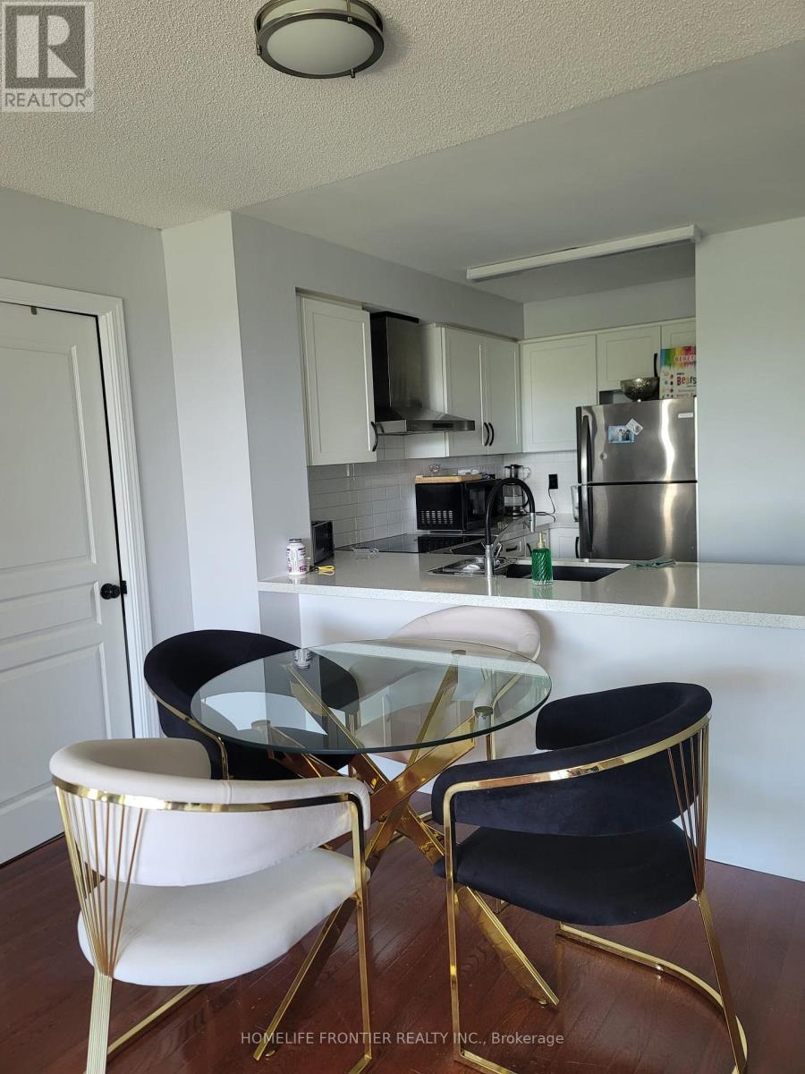 217 - 310 Red Maple Road E, Richmond Hill, Ontario  L4C 0T7 - Photo 3 - N13204824