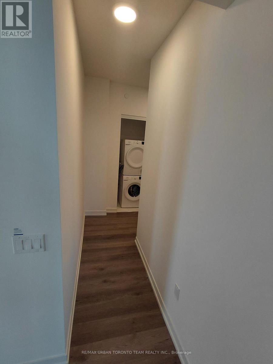 512 - 8 Interchange Way, Vaughan, Ontario  L4K 5Z7 - Photo 13 - N13205266