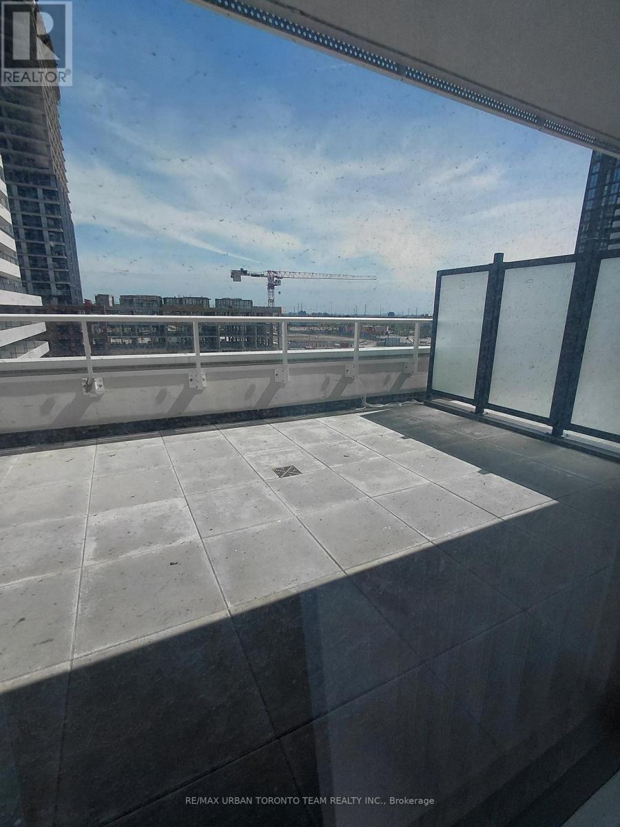 512 - 8 Interchange Way, Vaughan, Ontario  L4K 5Z7 - Photo 5 - N13205266