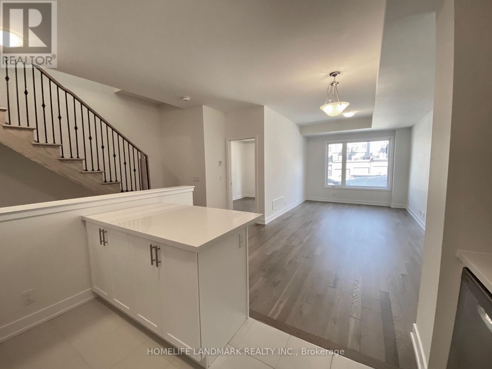 21 Schmidt Lane, Markham, Ontario  L6C 3L7 - Photo 10 - N13205296