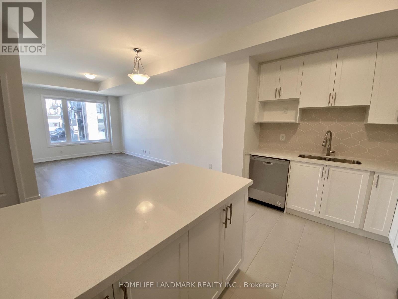 21 Schmidt Lane, Markham, Ontario  L6C 3L7 - Photo 11 - N13205296