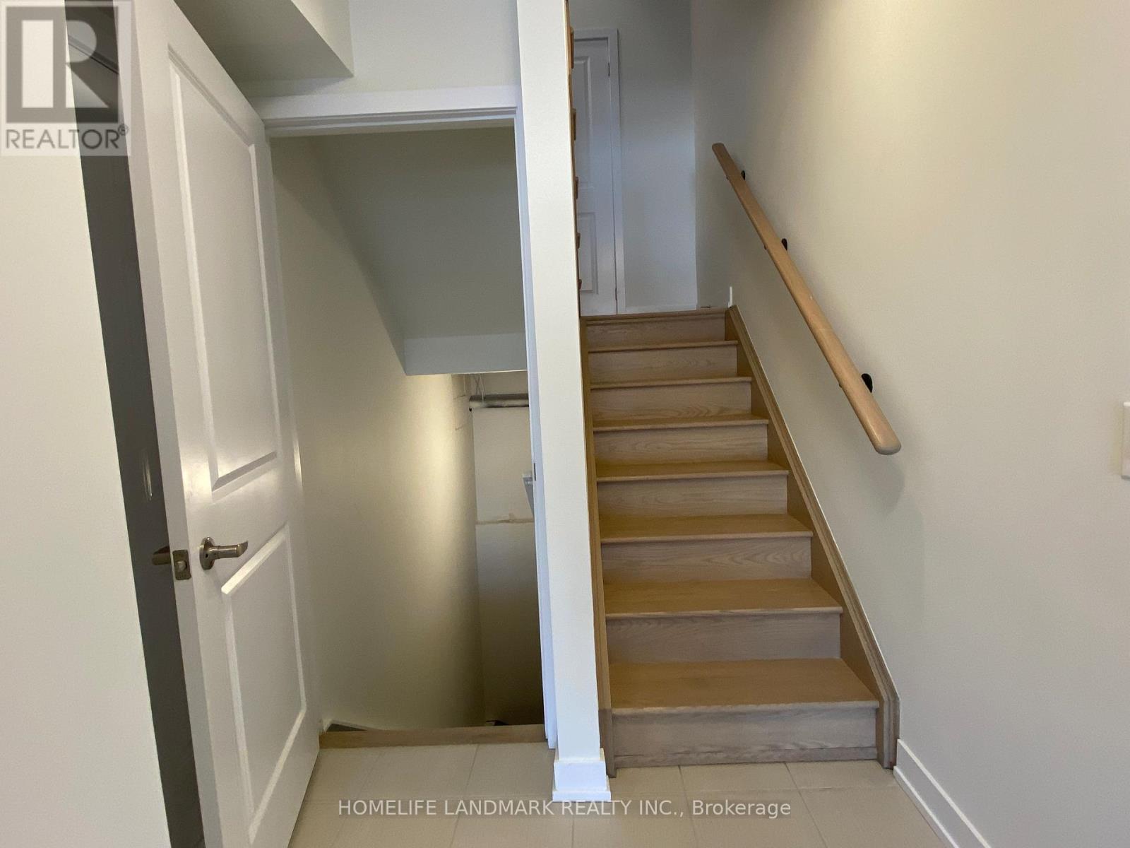 21 Schmidt Lane, Markham, Ontario  L6C 3L7 - Photo 6 - N13205296