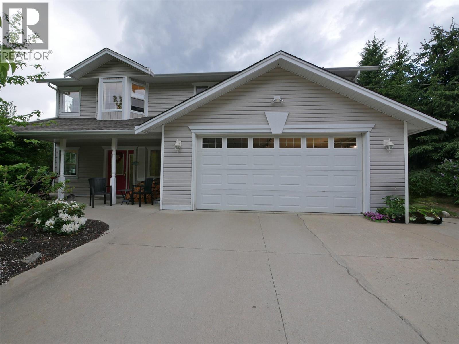 1958 Pass Creek Road, Castlegar, British Columbia