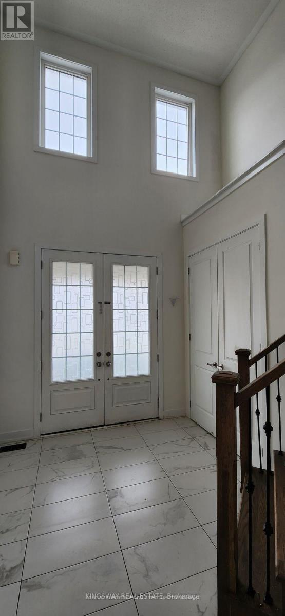 74 Russel Creek Drive, Brampton, Ontario  L6R 3Z3 - Photo 2 - W13204258
