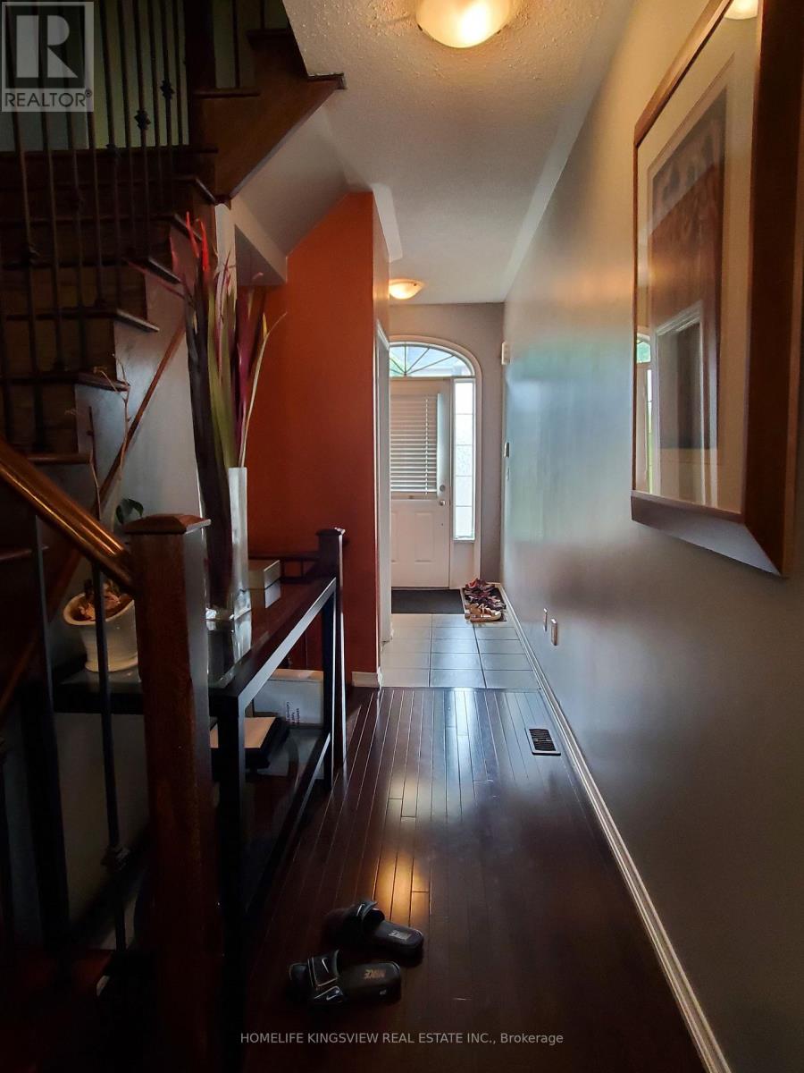 59 - 651 Farmstead Drive, Milton, Ontario  L9T 7W2 - Photo 3 - W13204284