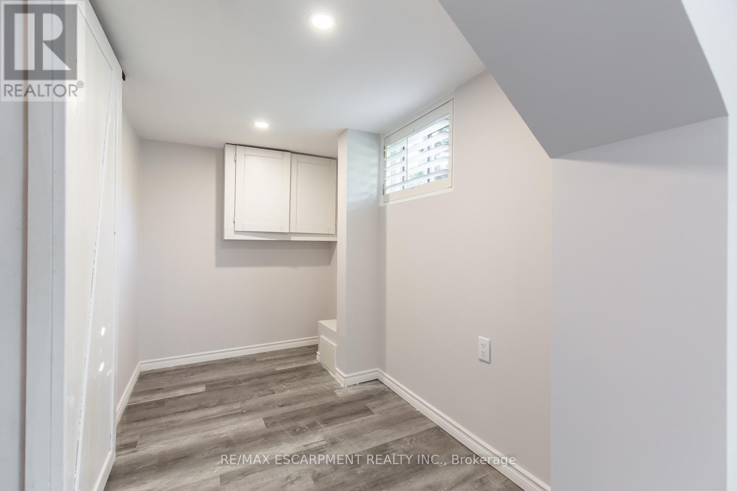 2 - 927 Teal Drive, Burlington, Ontario  L7T 2Y9 - Photo 12 - W13204750