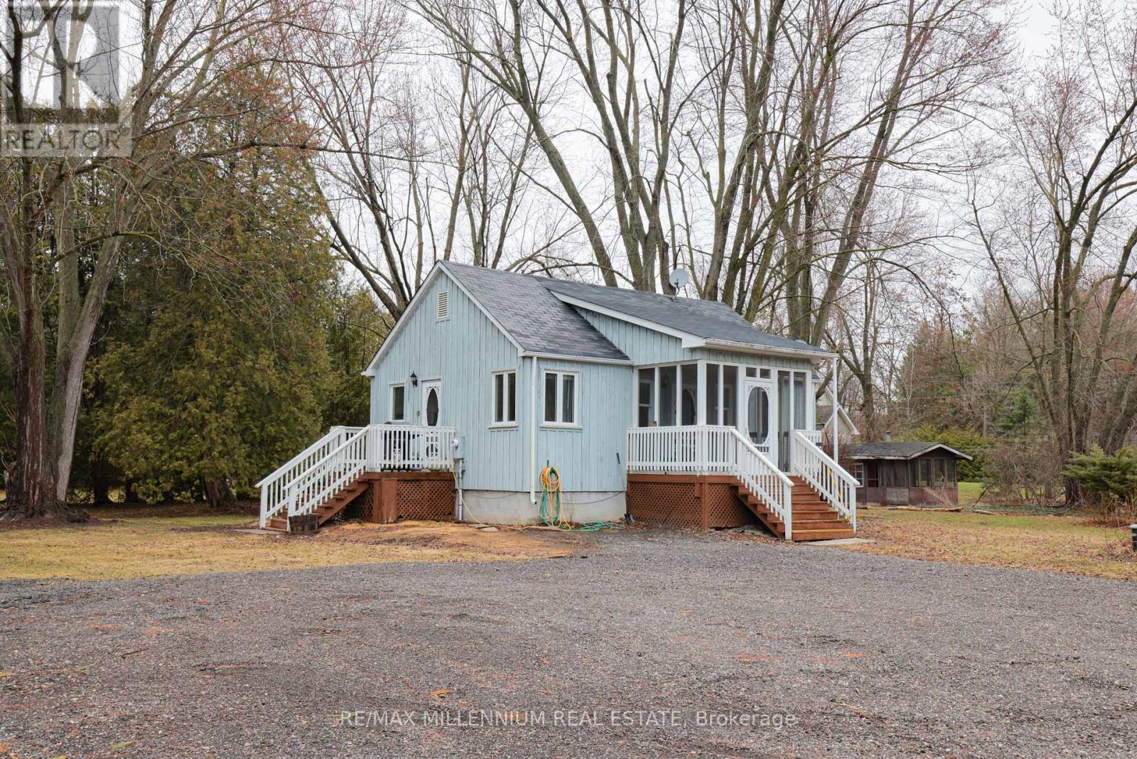 2424 Olde Base Line Road, Caledon, Ontario  L7C 0J3 - Photo 2 - W13204878