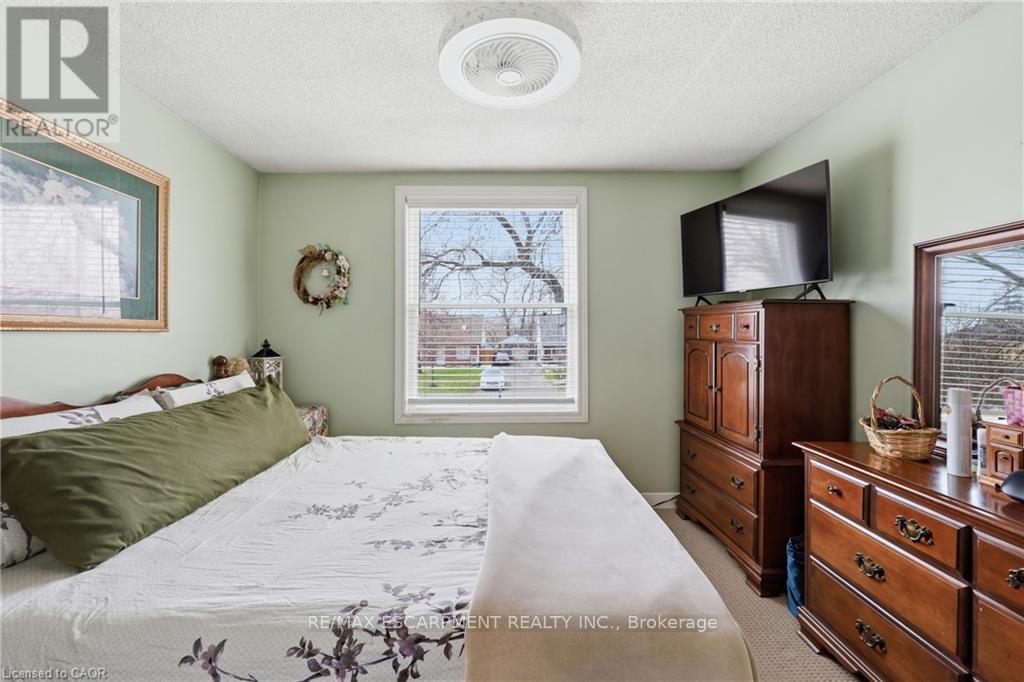 2074 Churchill Avenue, Burlington, Ontario  L7R 3T7 - Photo 31 - W13205190