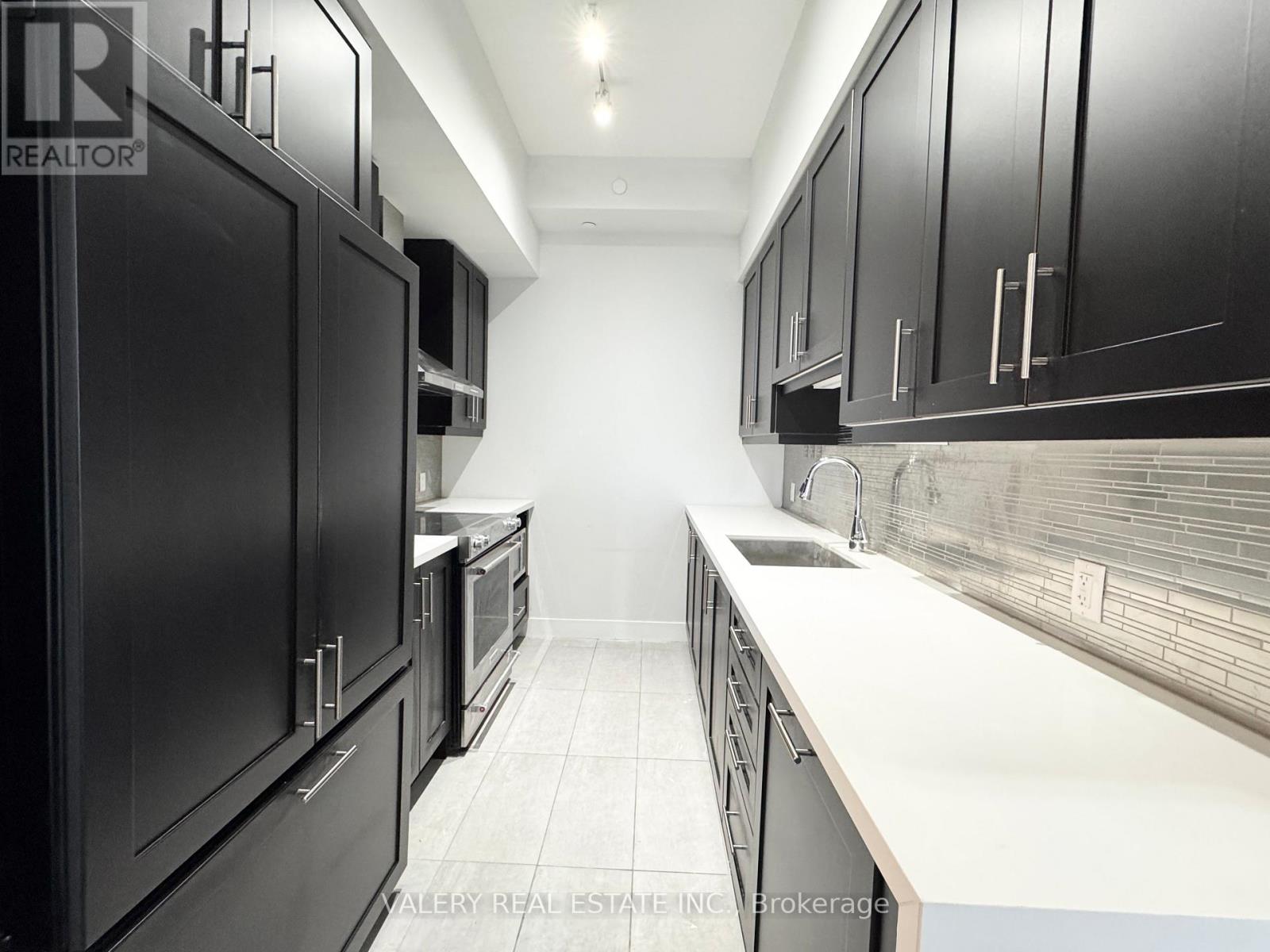 Nlph1 - 4085 Parkside Village Drive, Mississauga, Ontario  L5B 0K9 - Photo 13 - W13205202