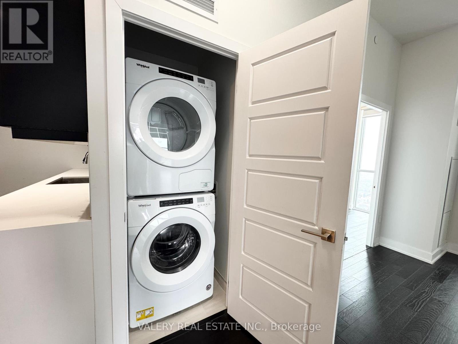 Nlph1 - 4085 Parkside Village Drive, Mississauga, Ontario  L5B 0K9 - Photo 17 - W13205202